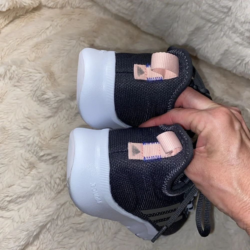 Like new Adidas Nario Move Women’s Shoes